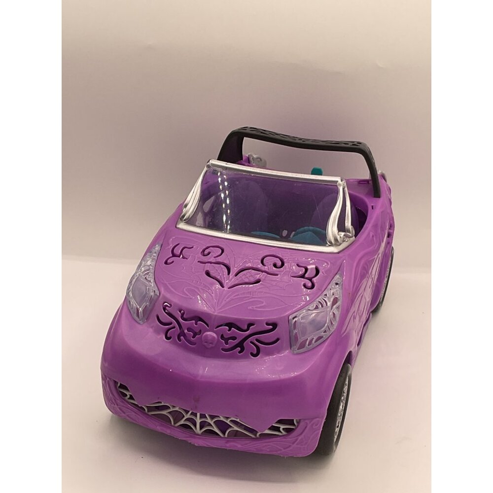 Monster High Doll Scaris City Of Frights Purple Convertible Car 2012 RETIRED